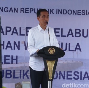Perintahkan Menhub Bangun Bandara Halmahera, Jokowi: 2 Tahun Jadi
