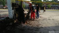 Penampakan SPBU Sukatani yang hangus terbakar. 