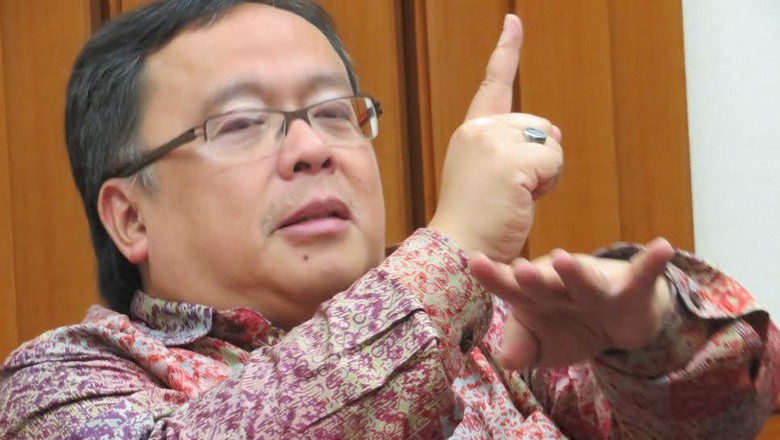 Kupas Tuntas Ide Pemindahan Ibu Kota Bersama Menteri Bambang Kupas Tuntas Ide Pemindahan Ibu Kota Bersama Menteri Bambang