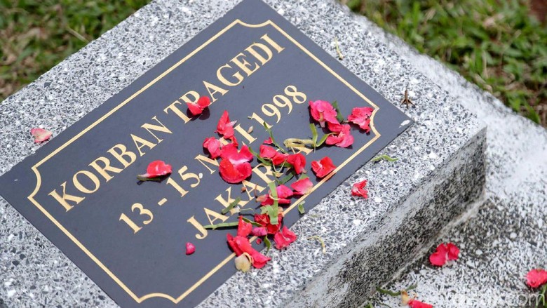 Tragedi Mei dan Hak Minoritas Tragedi Mei dan Hak Minoritas