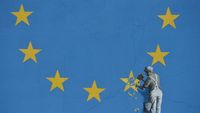 Viral di Sosmed! Banksy Muncul dengan Mural Brexit