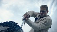 King Arthur: Legend of the Sword, Perlawanan Raja yang Terbuang