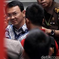 Ahok Divonis 2 Tahun Penjara, Dude: Saya Nggak Tahu Cukup Atau Tidak