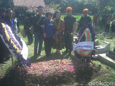 Pemakaman Praka Yudha di Gombong, Kebumen, Jumat 12 Mei 2017