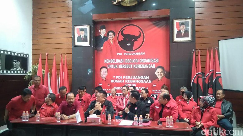 PDIP Dorong Petahana Maju di Pilbup dan Pilwalkot Jabar 2018