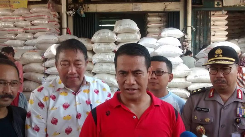 Pengusaha Timbun Bawang Putih, Mentan: Tak Diberi Rekomendasi Impor Pengusaha Timbun Bawang Putih, Mentan: Tak Diberi Rekomendasi Impor