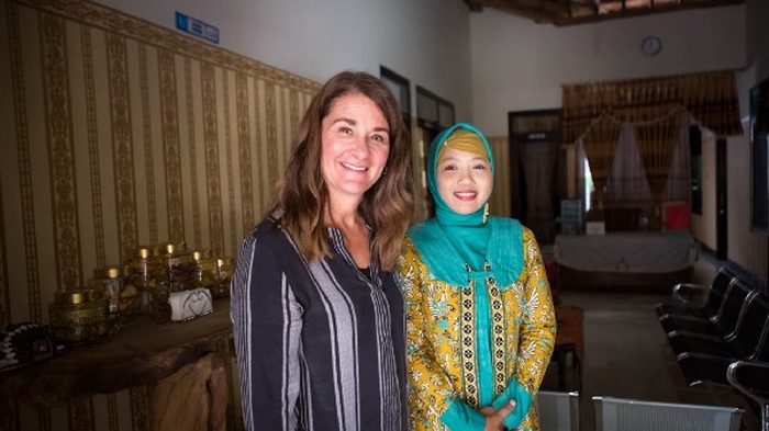 Melinda Gates dan Ati. Foto: Bill & Melinda Gates Foundation Melinda Gates dan Ati. Foto: Bill & Melinda Gates Foundation