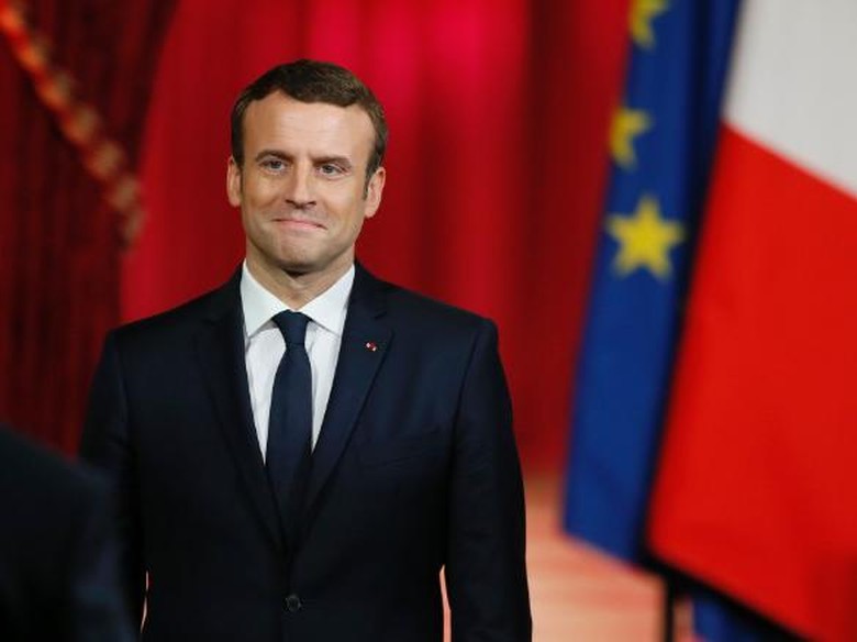 emmanuel macron adalah macron dan setelan jas murah yang mencuri perhatian emmanuel macron adalah macron dan setelan jas murah yang mencuri perhatian