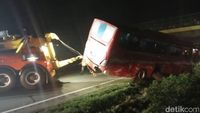 1 Orang Tewas dalam Kecelakaan Bus Murni Jaya di Tol Tangerang