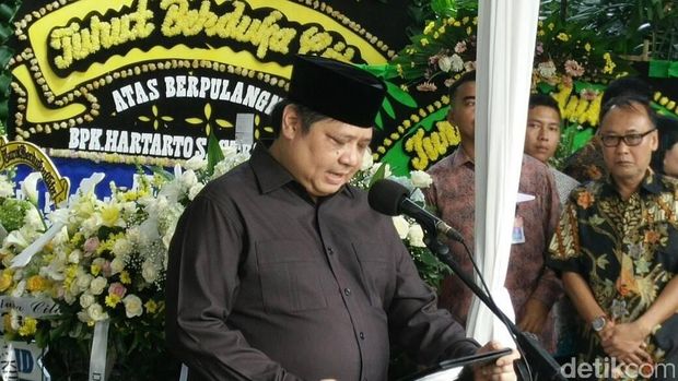 Wakili Pemerintah, JK Lepas Jenazah Hartarto Sastrosoenarto