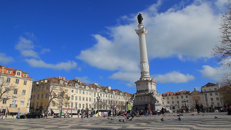 Kisah Kehangatan Keluarga Muslim di Portugal Kisah Kehangatan Keluarga Muslim di Portugal