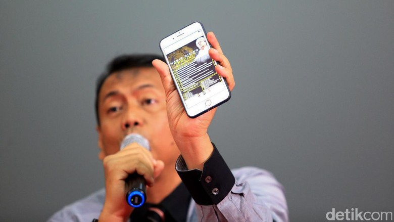 Pengacara: Habib Rizieq Diusut Polisi karena Kawal Sidang Ahok Pengacara: Habib Rizieq Diusut Polisi karena Kawal Sidang Ahok