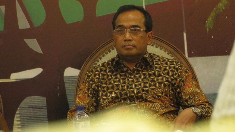Menhub: Mudik Tak Perlu Pakai Motor, Daftarlah Mudik Gratis Menhub: Mudik Tak Perlu Pakai Motor, Daftarlah Mudik Gratis