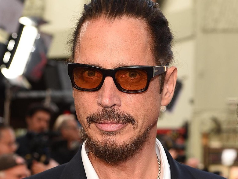 Keluarga Bekerja Sama dengan Tim Medis Ungkap Kematian Chris Cornell Keluarga Bekerja Sama dengan Tim Medis Ungkap Kematian Chris Cornell