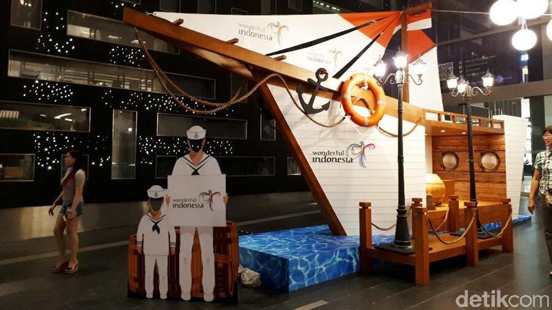 Spot-spot Indonesia Street Bukit Bintang Fiesta 2017 yang siap digunakan (Kurnia/detikTravel) Spot-spot Indonesia Street Bukit Bintang Fiesta 2017 yang siap digunakan (Kurnia/detikTravel)