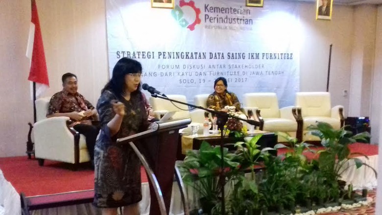 Ekspor Mebel RI Ditargetkan Capai US$ 3,5 Miliar di 2019 Ekspor Mebel RI Ditargetkan Capai US$ 3,5 Miliar di 2019