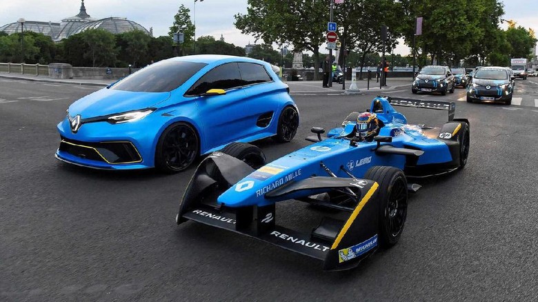Renault Olah Baterai Bekas Mobil Listrik untuk Rumah Tangga Renault Olah Baterai Bekas Mobil Listrik untuk Rumah Tangga