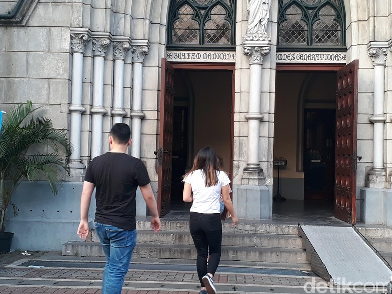 Misa Kenaikan Isa Almasih di Gereja Katedral Berjalan Lancar