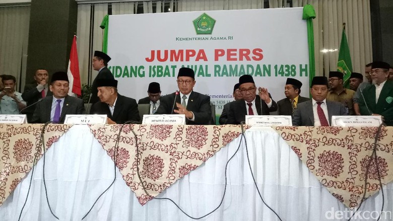 Pemerintah Tetapkan 1 Ramadan 1438H pada Sabtu 27 Mei 2017