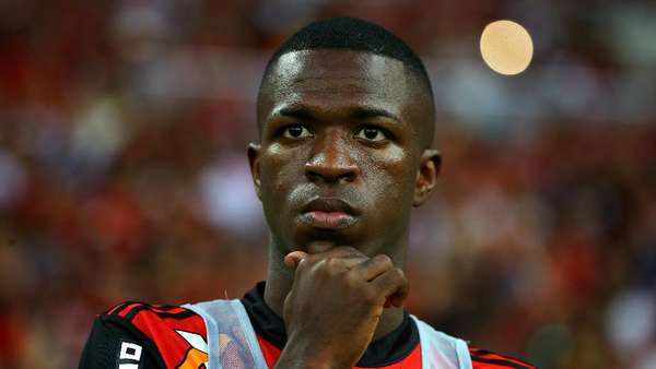 Vinicius Ingin Juara Dulu di Flamengo, Baru Pikirkan Madrid Vinicius Ingin Juara Dulu di Flamengo, Baru Pikirkan Madrid