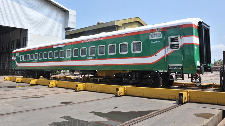 Ini Dia Kereta Buatan Madiun yang Laris Manis Dipesan Bangladesh Ini Dia Kereta Buatan Madiun yang Laris Manis Dipesan Bangladesh