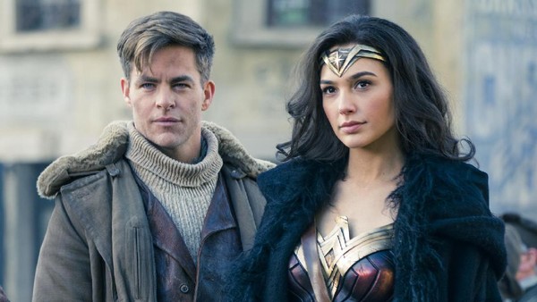 Kata Chris Pine Membandingkan Wonder Woman dan Avengers 3 Kata Chris Pine Membandingkan Wonder Woman dan Avengers 3