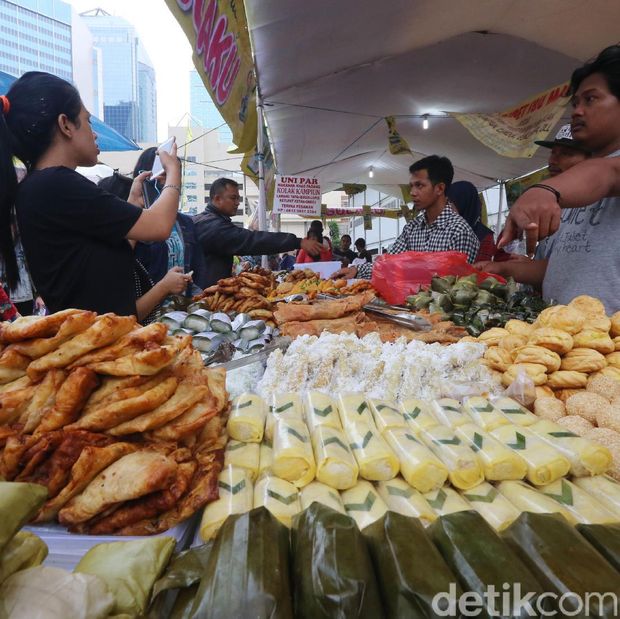 Tabrakan dengan Mobil, Ada 2 Gerbong Kereta Walahar yang 