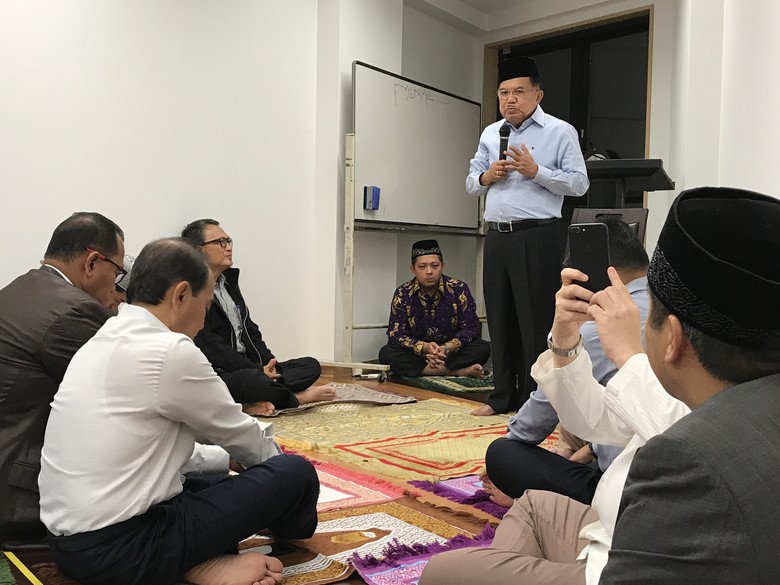 JK Ceramah di Jepang: Masjid Harus Bicara Soal Kemajuan JK Ceramah di Jepang: Masjid Harus Bicara Soal Kemajuan