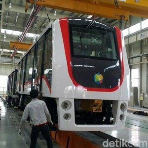 Pakai Skytrain, dari Terminal 2 ke Terminal 3 Hanya 3 Menit