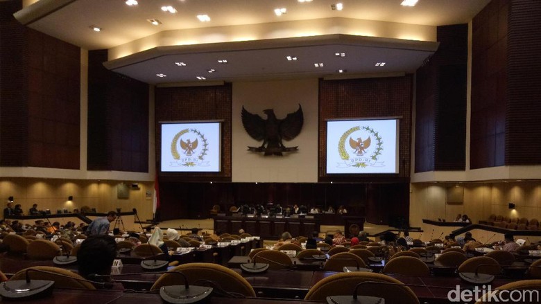 Dipimpin OSO, DPD Gelar Paripurna Pembukaan Masa Sidang V