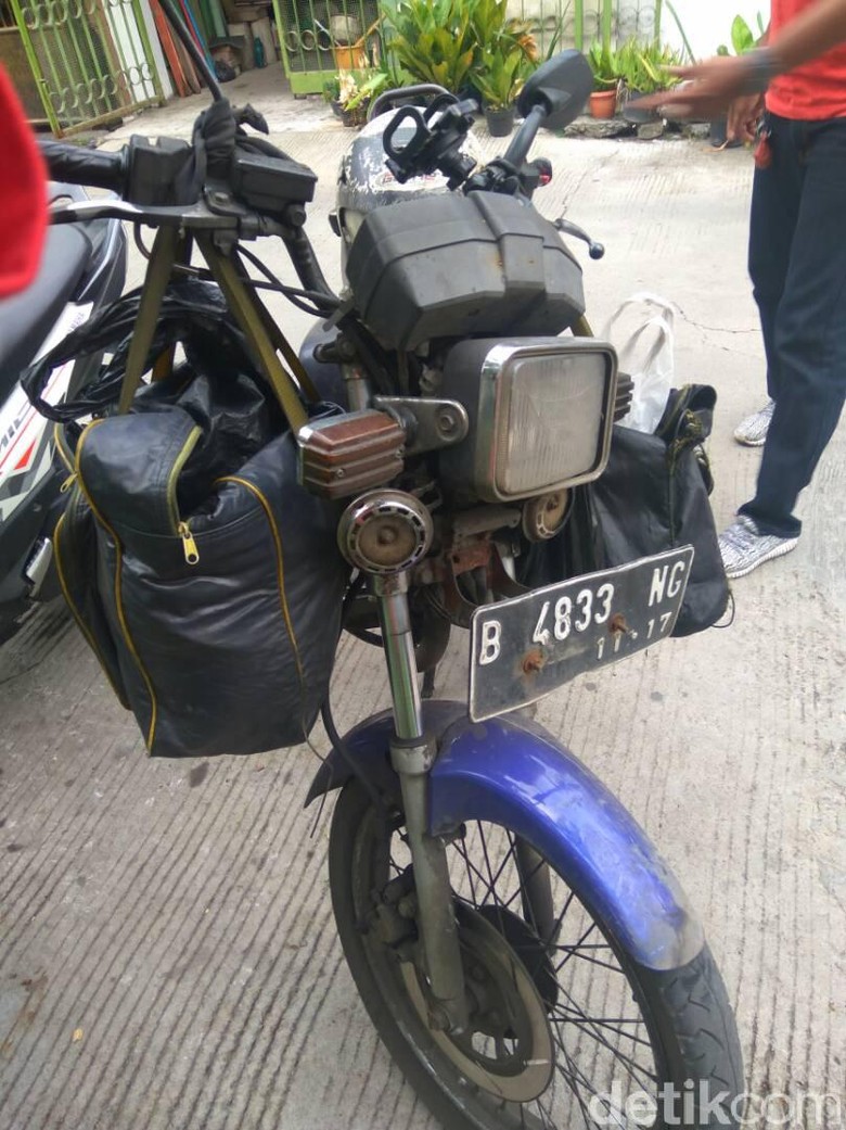 Begini Awal Cerita RX King Driver Go-Jek yang Dibikin Mulus Lagi Begini Awal Cerita RX King Driver Go-Jek yang Dibikin Mulus Lagi
