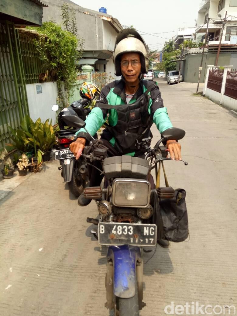 RX King Dibedah Komunitas, Driver Go-Jek Tak Keluarkan Uang Sepeserpun RX King Dibedah Komunitas, Driver Go-Jek Tak Keluarkan Uang Sepeserpun