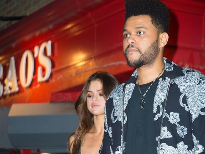 8 Bulan Pacaran, Selena Gomez dan The Weeknd Tinggal Bareng 8 Bulan Pacaran, Selena Gomez dan The Weeknd Tinggal Bareng