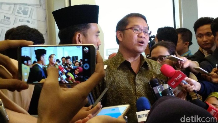 Menkominfo Rudiantara. Foto: agus/detikINET Menkominfo Rudiantara. Foto: agus/detikINET