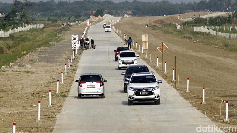Perbandingan Jalan Tol Sejak Era Soeharto Hingga Jokowi Perbandingan Jalan Tol Sejak Era Soeharto Hingga Jokowi