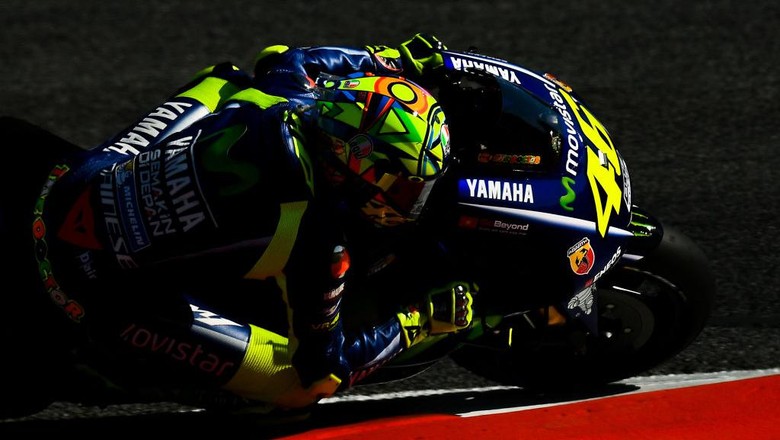 Rossi Ungkap Masalah pada M1 Rossi Ungkap Masalah pada M1