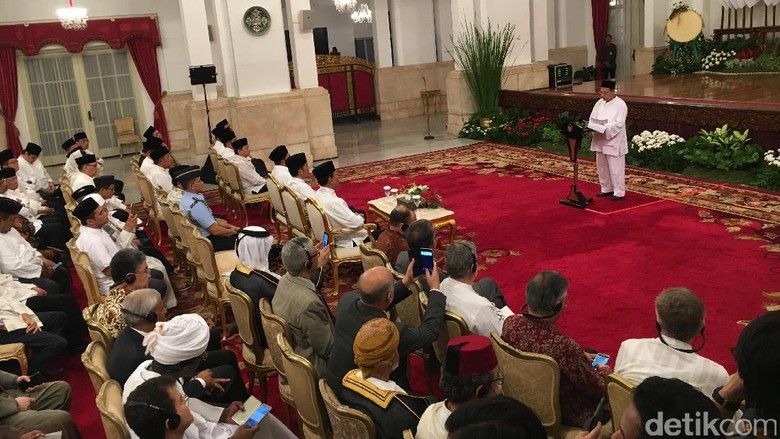 Jokowi Gelar Peringatan Nuzululquran 1438 H di Istana Jokowi Gelar Peringatan Nuzululquran 1438 H di Istana