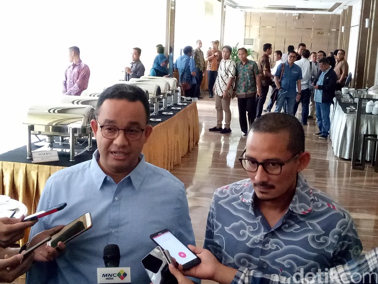 Anies-Sandi Yakin Djarot Bisa Tangani Tanah Abang dan Kramat Jati Anies-Sandi Yakin Djarot Bisa Tangani Tanah Abang dan Kramat Jati