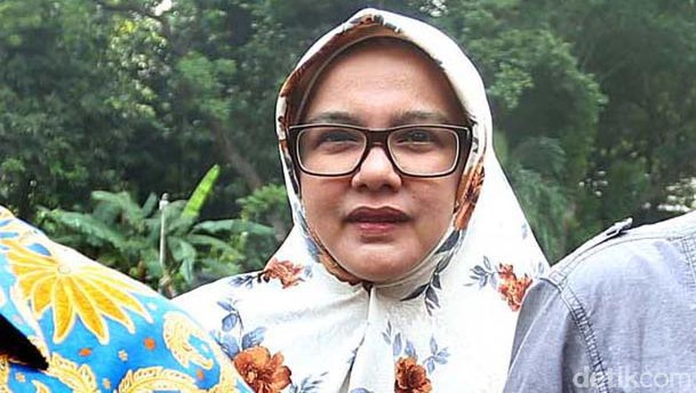 Cerita Kak Emma soal Pertemanan dengan Firza Husein dan Habib Rizieq Cerita Kak Emma soal Pertemanan dengan Firza Husein dan Habib Rizieq