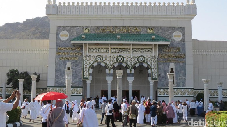 Exhibition of The Two Holy Mosques mengungkapkan isi Kabah (Fitraya/detikTravel) Exhibition of The Two Holy Mosques mengungkapkan isi Kabah (Fitraya/detikTravel)