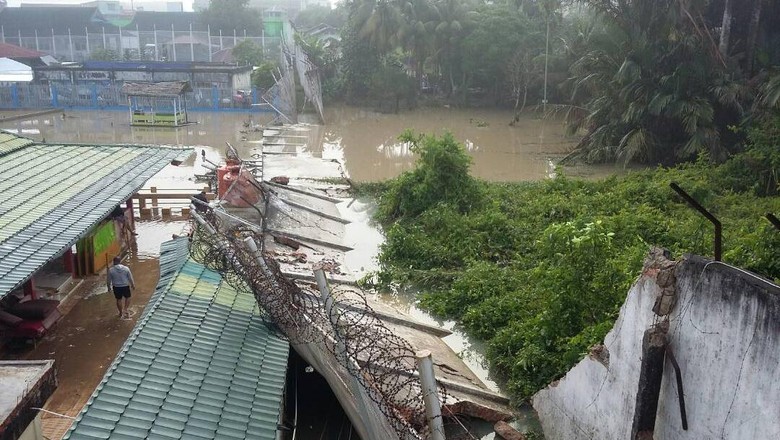 Kabur Saat Lapas Jambi Banjir, 19 Napi Masih Diburu