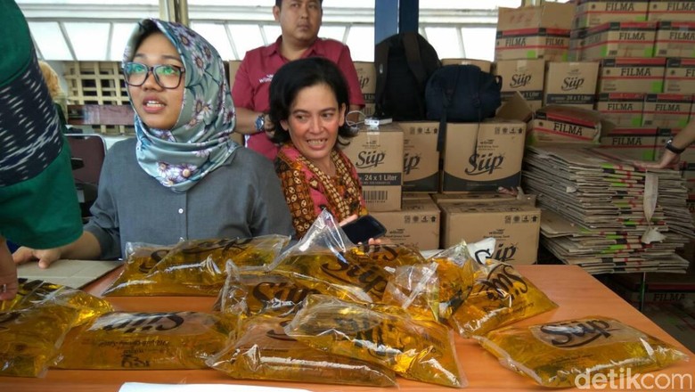 Bazar Sembako Murah di Kantor Darmin Digelar 2 Hari Bazar Sembako Murah di Kantor Darmin Digelar 2 Hari