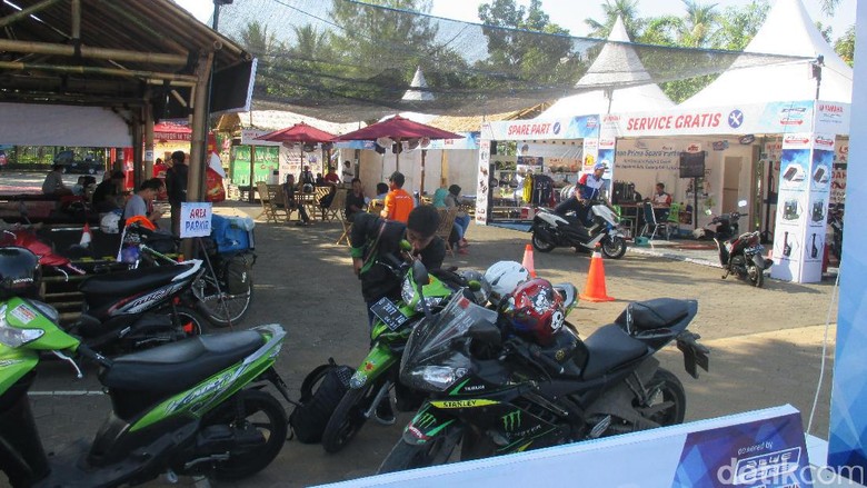 Fasilitas Posko Mudik Yamaha, Servis sampai Isi Nitrogen Gratis Fasilitas Posko Mudik Yamaha, Servis sampai Isi Nitrogen Gratis