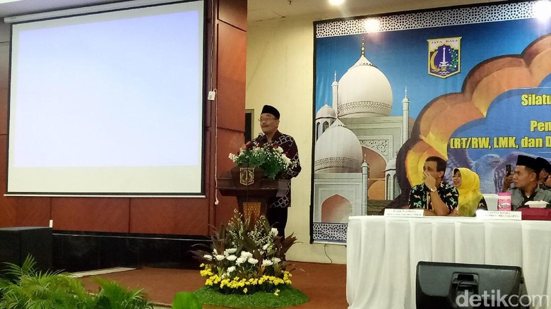 Kunker Pertama Gubernur Djarot: Silaturahmi ke Wali Kota Jaktim Kunker Pertama Gubernur Djarot: Silaturahmi ke Wali Kota Jaktim