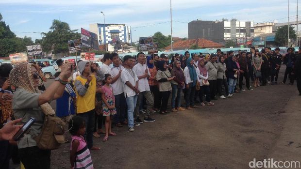 Keluarga Polri Aksi di Kampung Melayu, Minta RUU Terorisme Disahkan