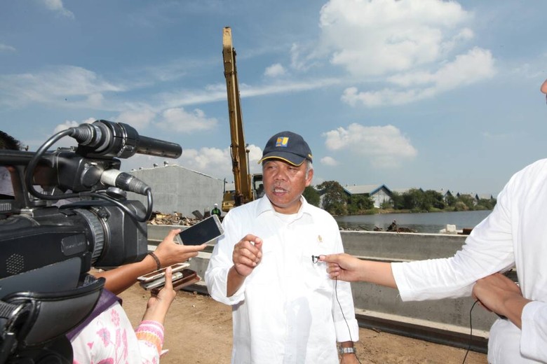 Jurus Kementerian PUPR Atasi Banjir Rob Semarang Demi Pemudik