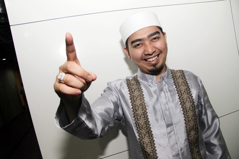 Kecewa, Ustad Solmed Sebut KBRI Singapura Sadis Soal Penahanannya di Changi Kecewa, Ustad Solmed Sebut KBRI Singapura Sadis Soal Penahanannya di Changi