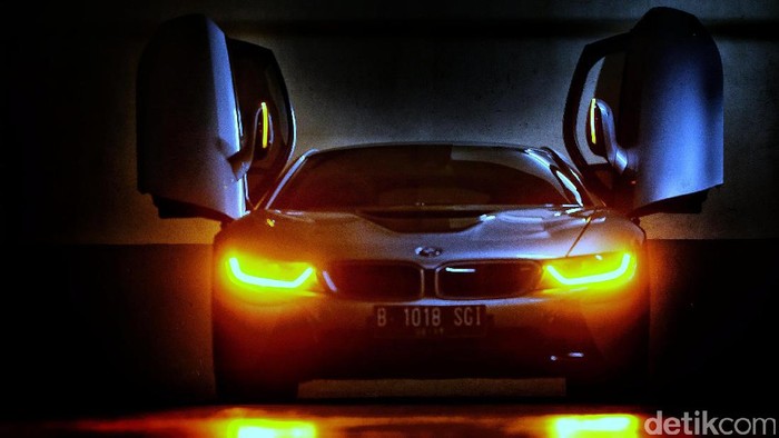 BMW i8, Masa Depan yang Menjadi Nyata BMW i8, Masa Depan yang Menjadi Nyata