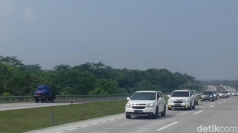 Touring dan Baksos Komunitas CruzOr di Cirebon Touring dan Baksos Komunitas CruzOr di Cirebon