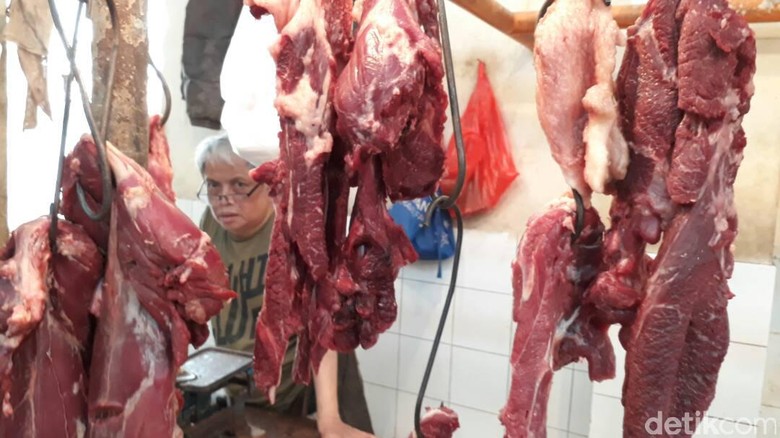 1.000 Sapi NTT Masuk ke Jakarta untuk Kebutuhan Lebaran 1.000 Sapi NTT Masuk ke Jakarta untuk Kebutuhan Lebaran